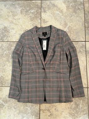NWT Worthington Gray, Pink, White and Black Plaid Blazer